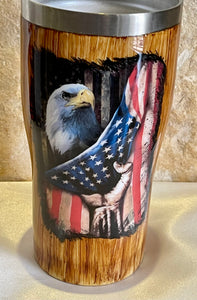 Patriotic Woodgrain 20 oz